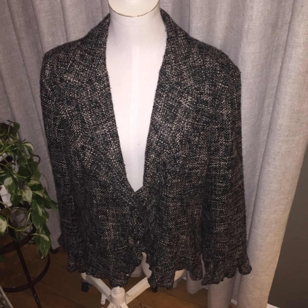 COLDWATER CREEK Jacket Ruffled Lapel & Cuffs  jacket - XL - Picture 2 of 10